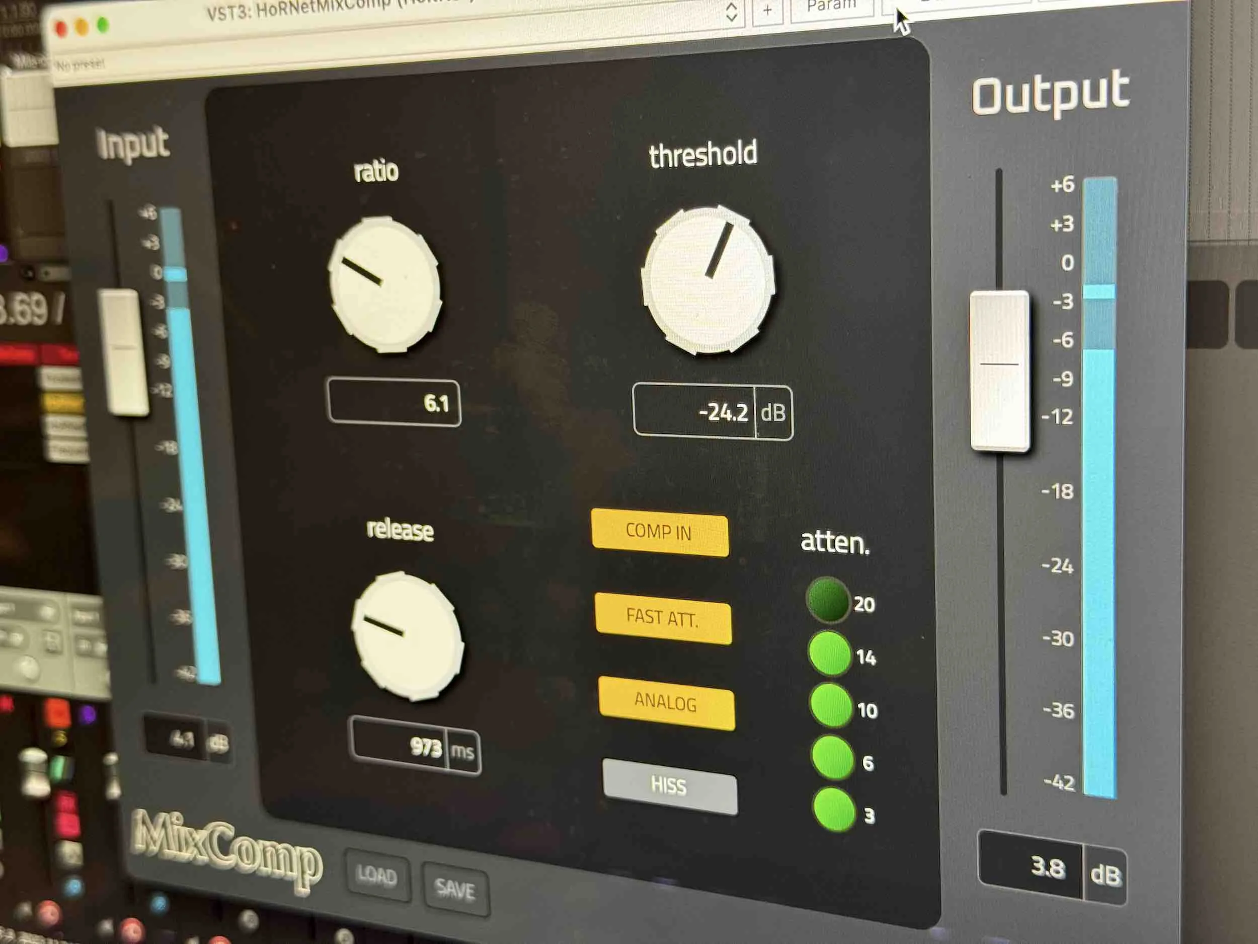 HoRNet MixComp compressor plugin interface